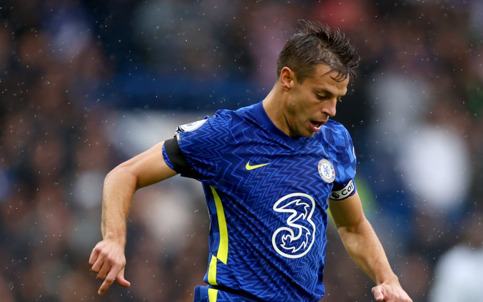 Капитанът на Челси Сесар Аспиликуета призова съотборниците си да покажат