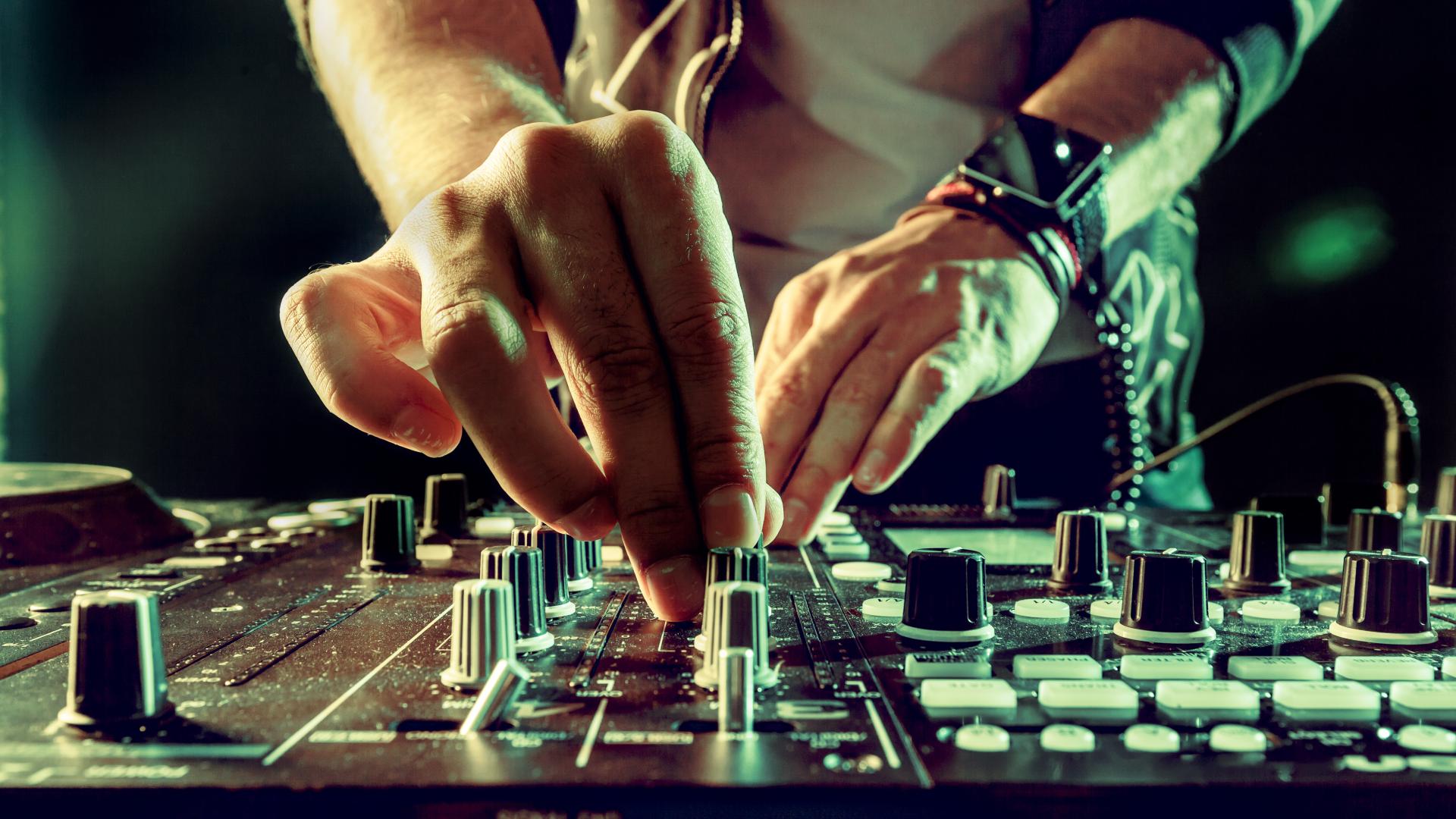 Има партита Има и нощи които не забравяш Това е