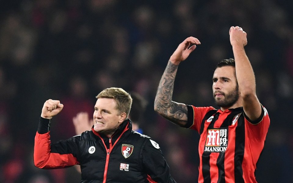 Защитникът на Борнемут Стив Кук може да се събере с