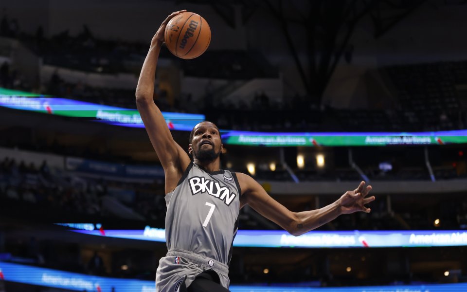 Кевин Дюрант беше глобен с 25 хиляди долара заради невъздържано