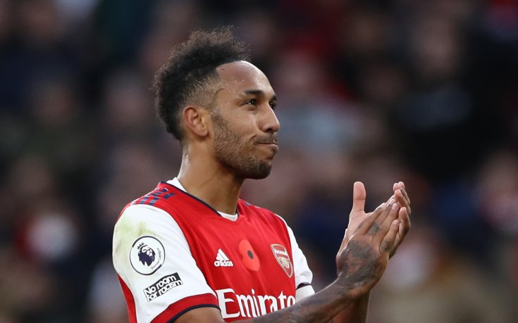 В Барселона виждат Обамеянг като перфектен заместник на Агуеро