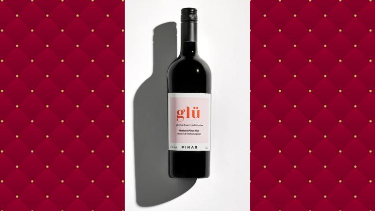  Да прекалиш с греяното вино без виновност – запознай се с GLÜ! 