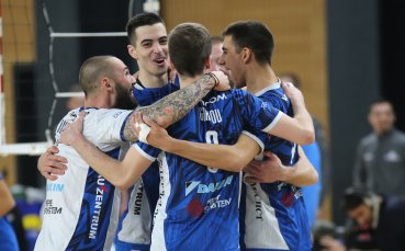 Волейболният отбор на Левски София спечели с 3 2 22 25 26 24