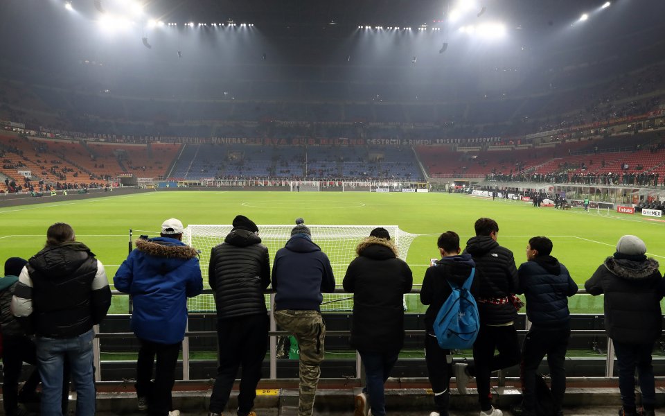 Милан и Наполи се изправят един срещу друг в дербито