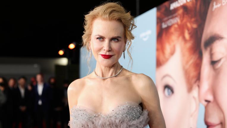  Разкошна в Armani Prive: Никол Кидман на лосанджелиската премиера на „ Да бъдеш Рикардо “ 