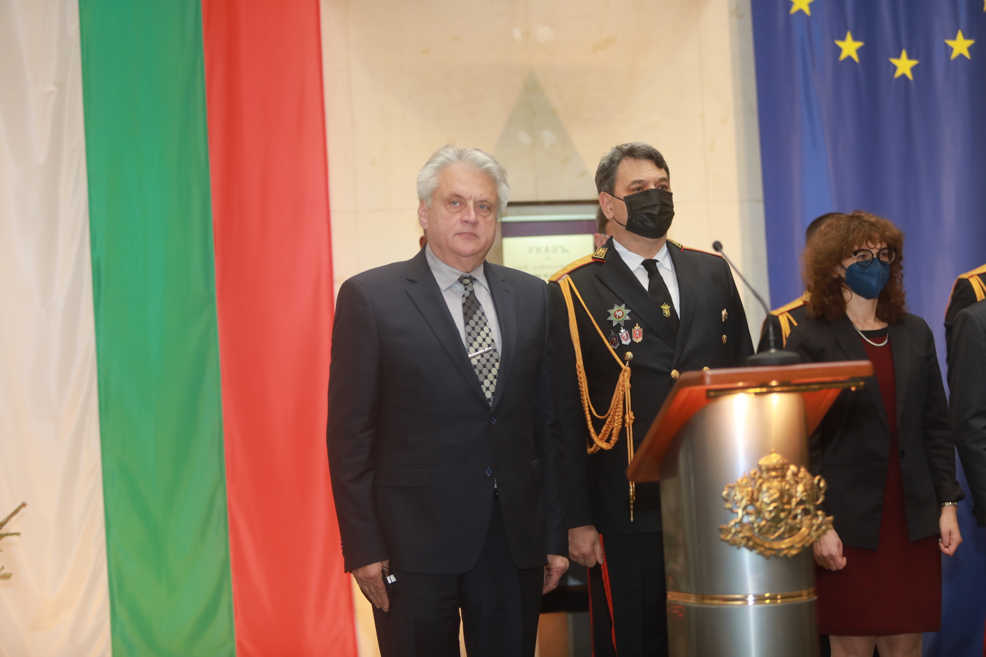 Церемонията "Полицай на годината 2021" - Сн. 29 Фото галерии - Vesti.bg