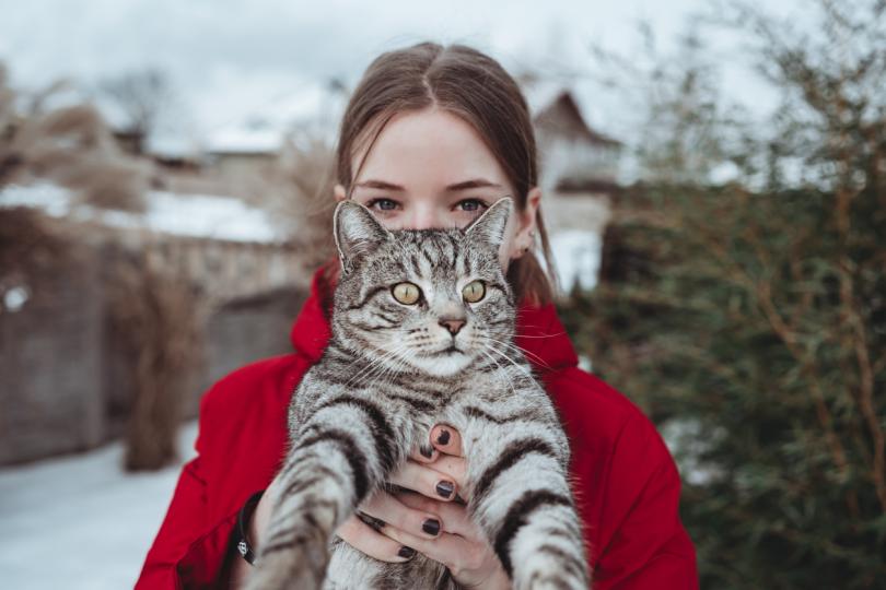 <p><strong>Лъв</strong></p>

<p>Днес ще се почувствате добре, ако направите нещо за другите хора &ndash; за близък човек или дори за някой непознат, който има нужда от помощ. Ако проявявате нетолерантност, това може да ви струва ценно приятелство. Така че не пренебрегвайте желанията и мненията на важни за вас хора.</p>