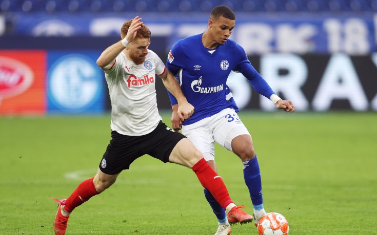 Шалке се изложи у дома срещу Холщайн Кил