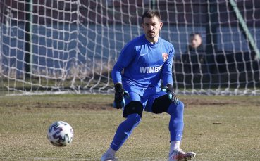 Вратарят Янко Георгиев ще продължи кариерата си в тима на