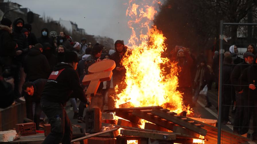 Погром в Брюксел след огромен COVID протест