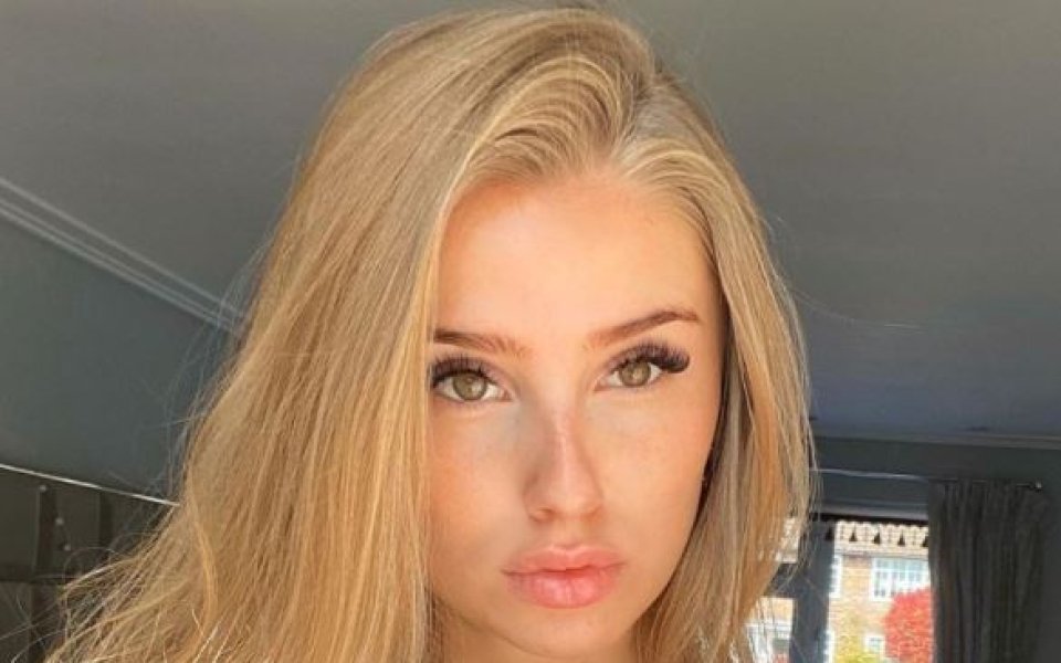 Блондинката Софи Кристин без съмнение е една от най-красивите футболни