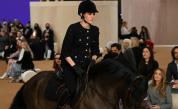 Внучката на Грейс Кели откри ревюто на „Шанел“ на кон