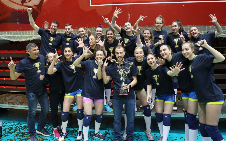 Женският волейболен шампион Марица Пловдив приема френския Безие във второто