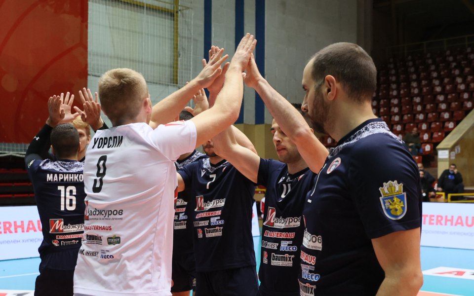 Дея спорт Бургас е вторият полуфиналист в турнира за Купата