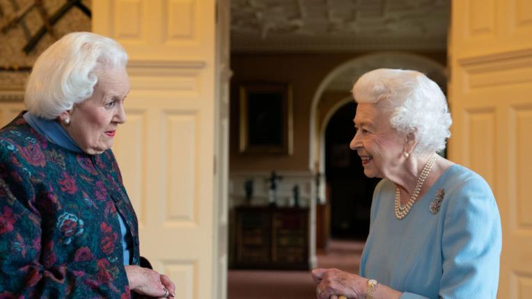 Кралица Елизабет отбелязва 70 години на трона