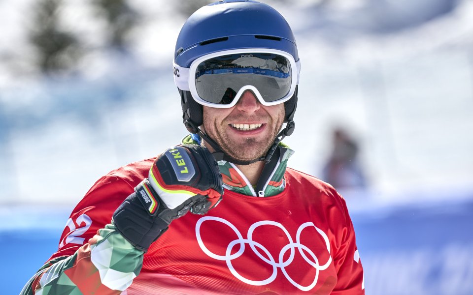 Най-добрият български състезател по сноуборд Радослав Янков е доволен от