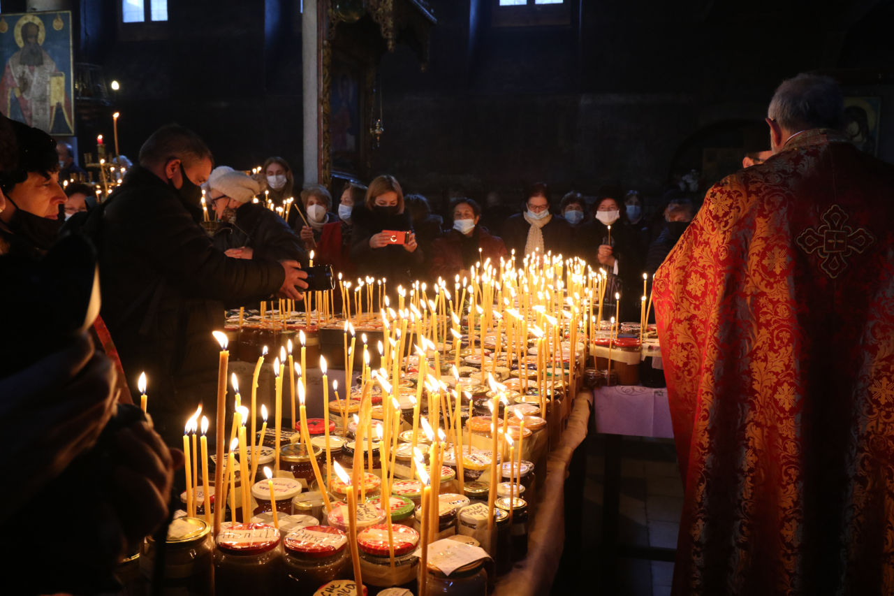 <p>На 10 февруари Българската православна църква почита паметта на Св. Харалампий Чудотворец</p>