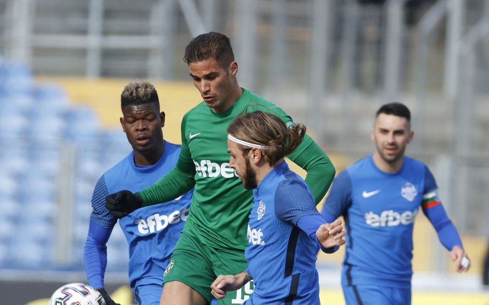 Пиерос Сотириу е първият играч на мача за втория полусезон