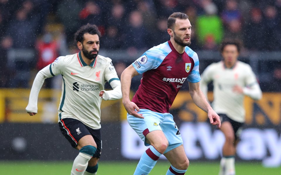 Бърнли посреща Ливърпул на "Търф Муур" в двубой от 25-ия