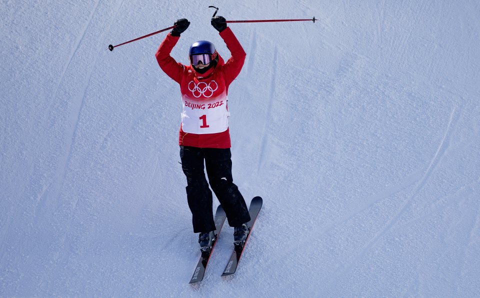 Айлин Гу триумфира в халфпайпа на ските свободен стил1
