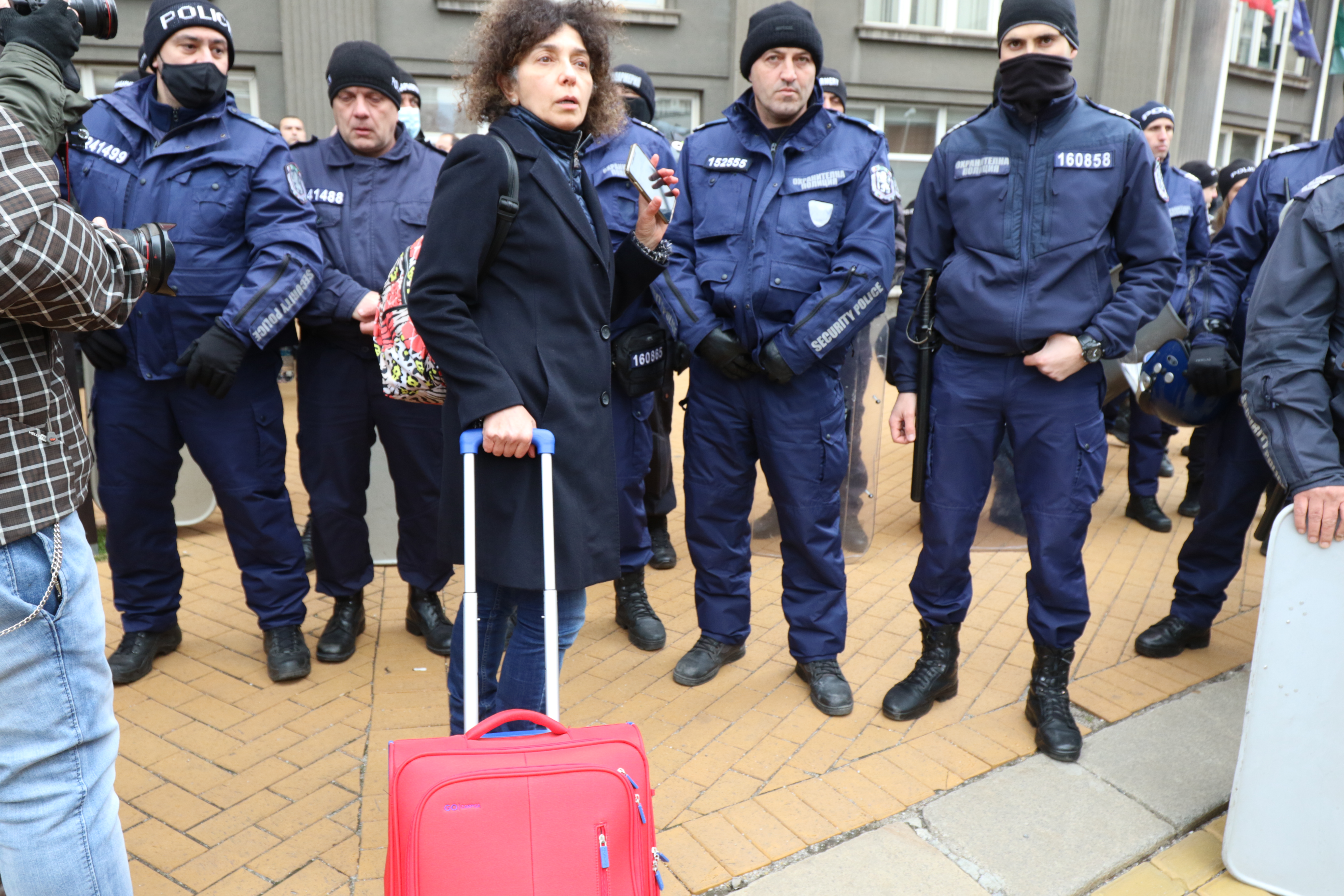 Протест на "Възраждане" срещу зеления сертификат