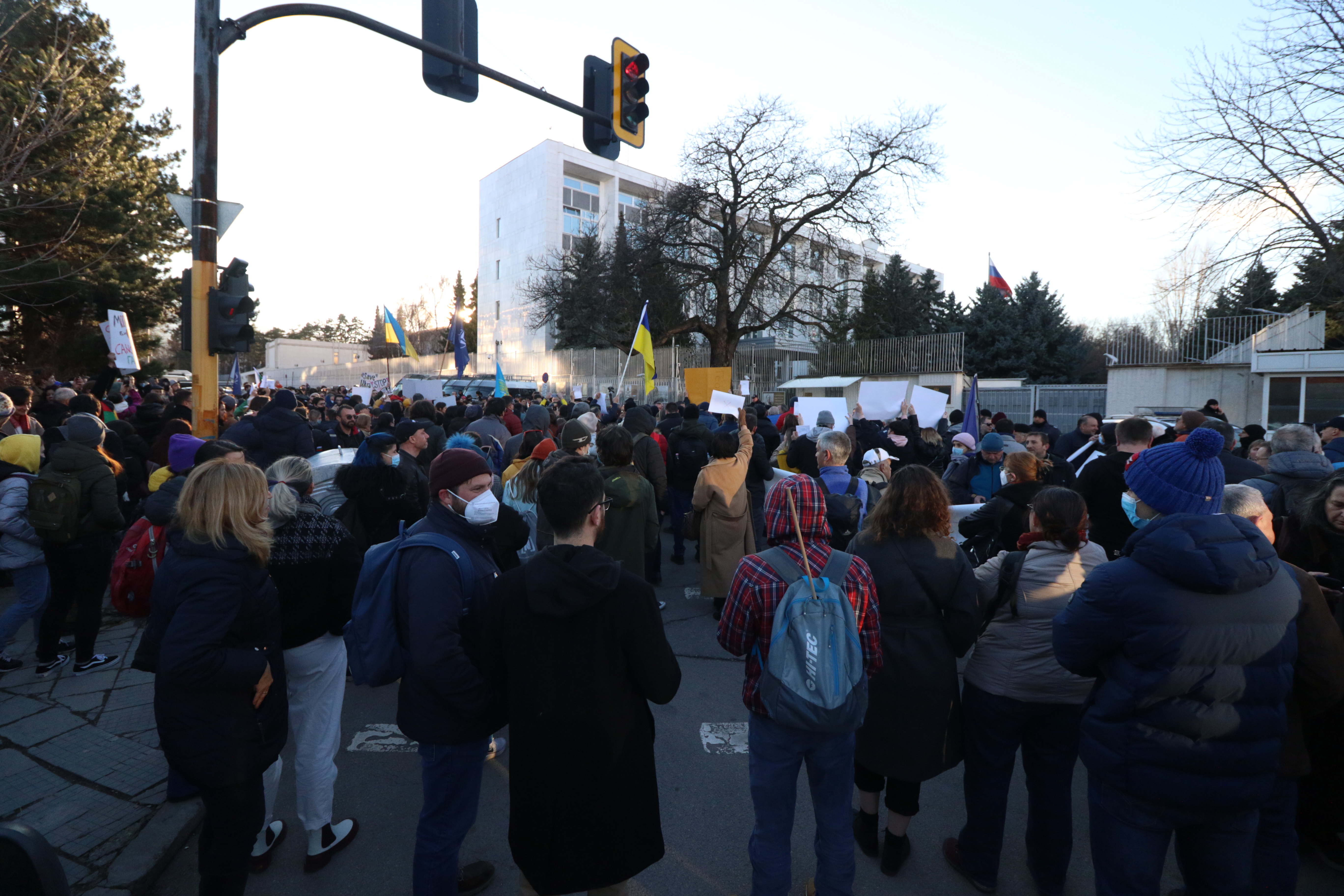 <p>Протест пред Руското посолство в София</p>