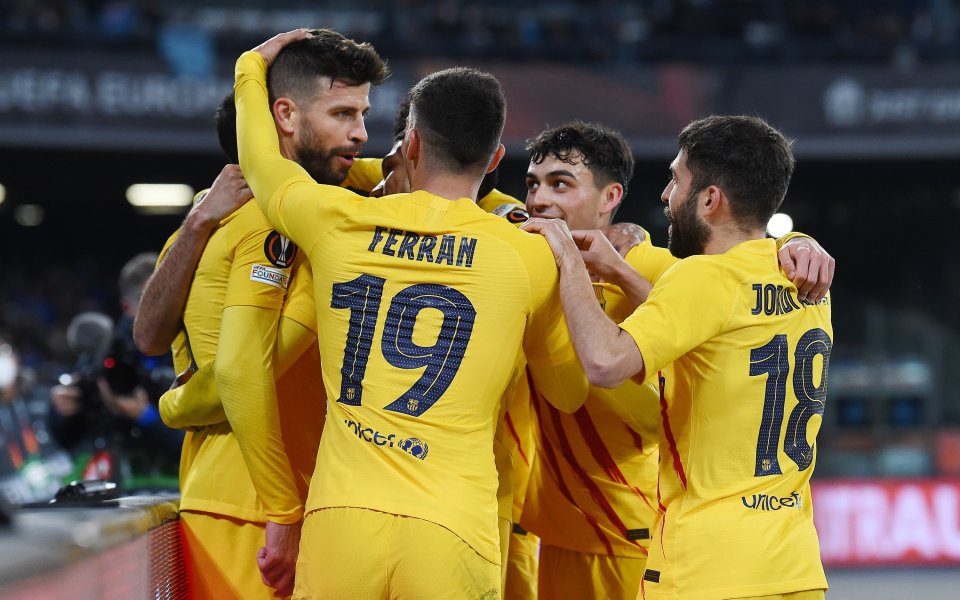 Наполи и Барселона играят при резултат 1:4 на "Диего Армандо