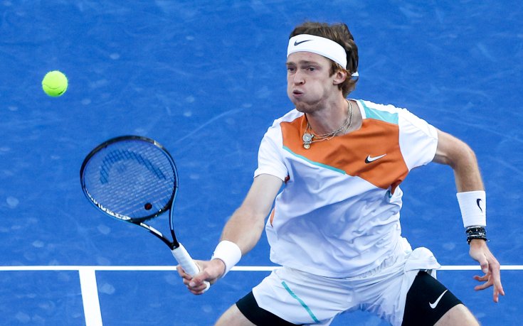 Чешки квалификант застава на пътя на Рубльов за титлата в Дубай