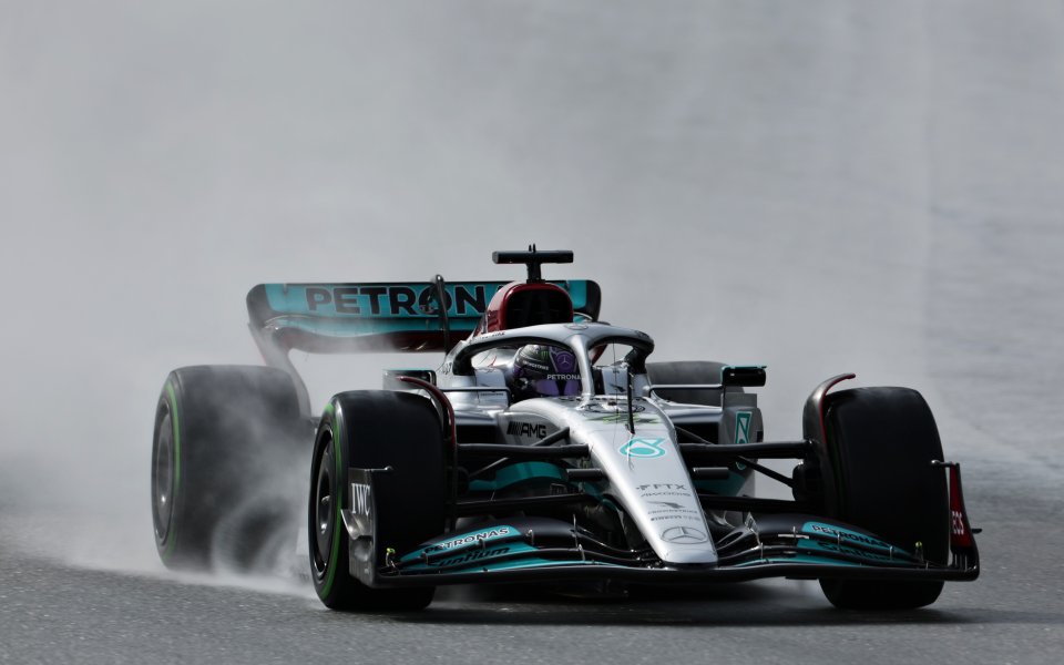 Отборите на Мерцедес и Ред Бул доминираха по време на