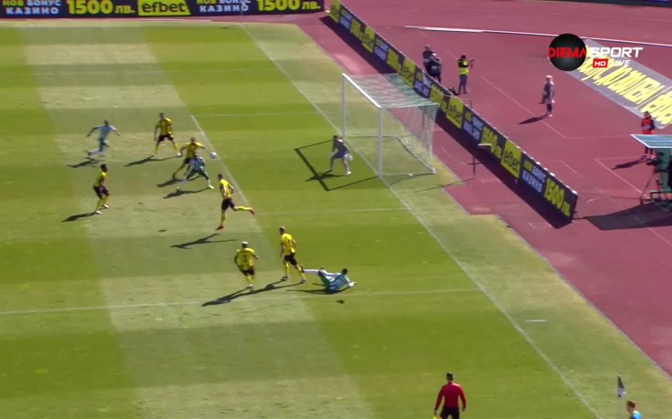 Джонатан Перейра наказа бившия си отбор и даде аванс на Берое