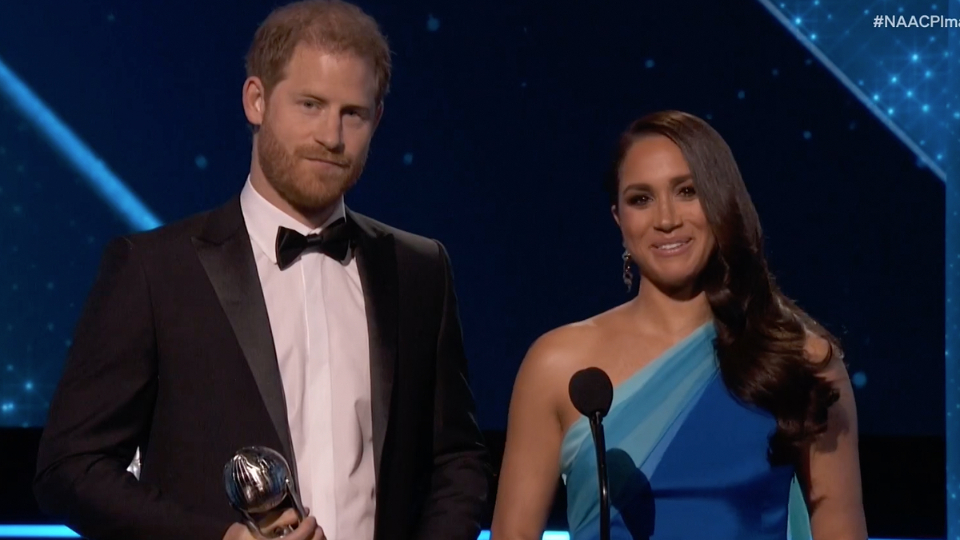 Херцогът и херцогинята на Съсекс се появиха на сцената на