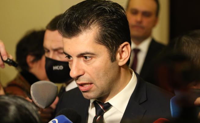 Кирил Петков: Няма да участваме в извънредното заседание
