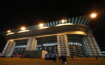Отборите на Милан и Интер се изправят един срещу друг