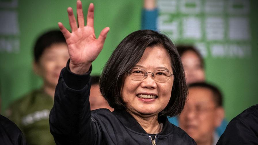 Тайванският президент дарява месечна заплата за Украйна