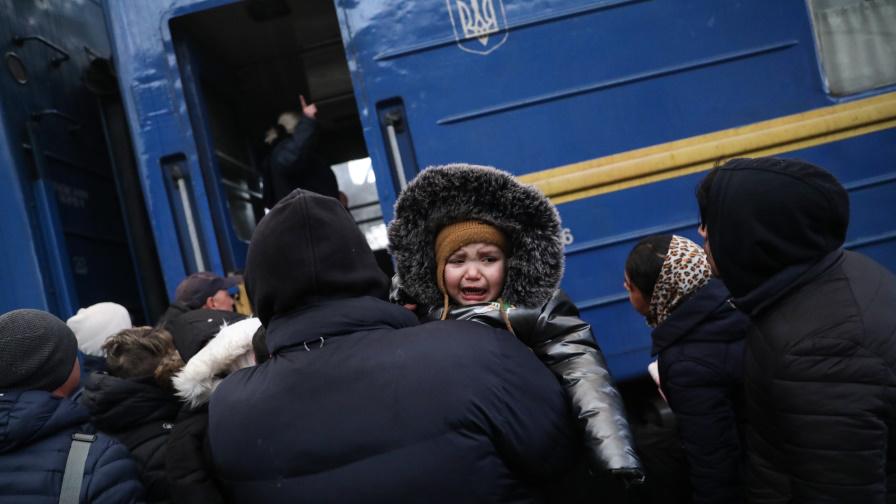 Украйна: Близо 5000 души от Суми вече са в безопасност