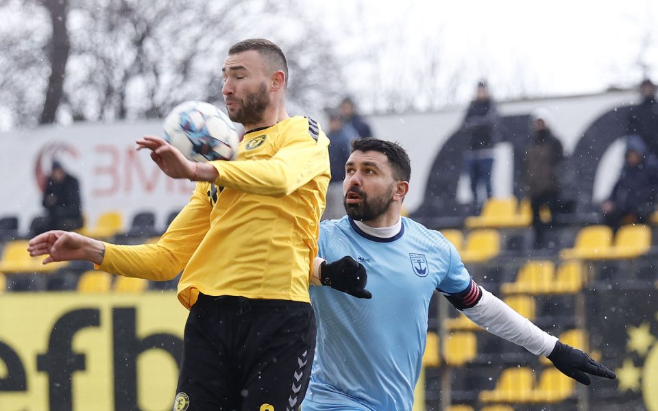 Днес ще се изиграят 7 срещи от междинния 26-и кръг