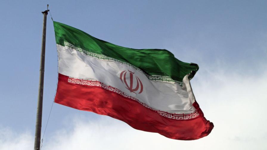 Застреляха демонстрант в Иран, празнувал отпадането на националния отбор от Световното