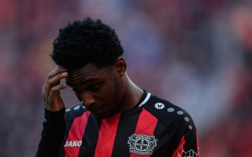 Защитникът на Байер Леверкузен Джеръми Фримпонг ще пропусне остатъка от