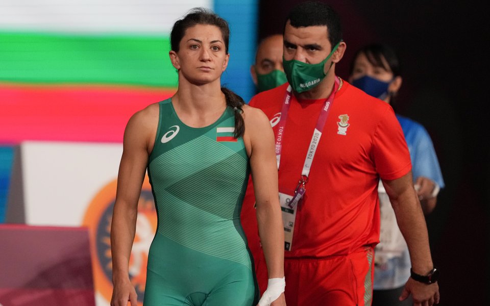 Николова и Оряшкова спечелиха медали от турнир по узбекистански народни борби