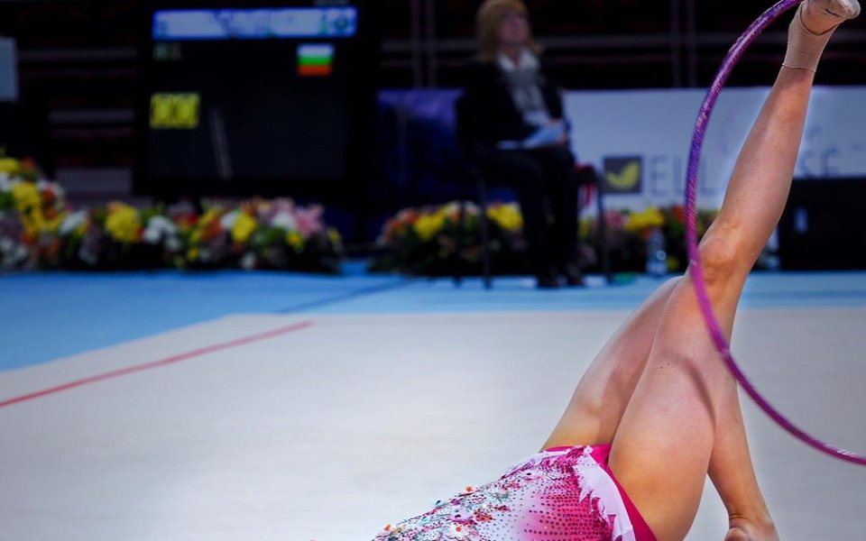 Гимнастичката Елена Бинева прекрати своята кариера заради контузия, но за