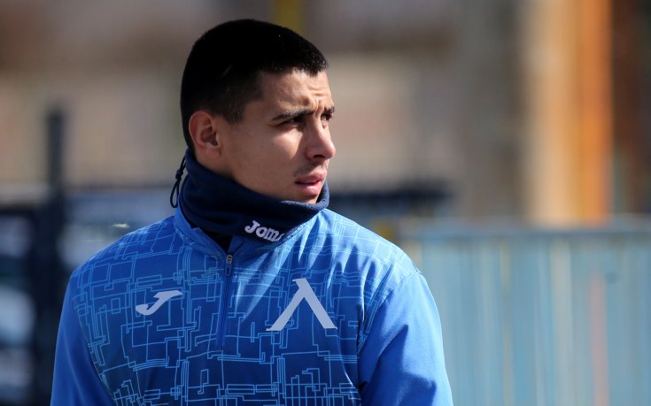 Левски чака оферти за двама