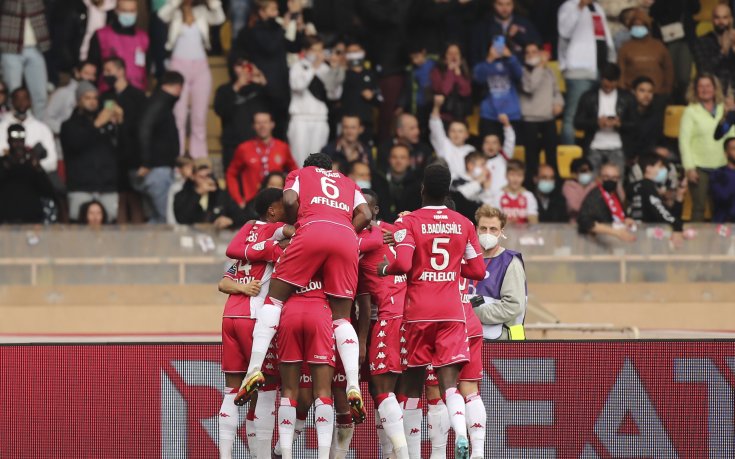 Монако с ценна победа, Лил пак се провали