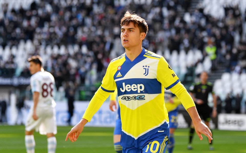 Нападателят на Ювентус Пауло Дибала може да продължи кариерата си