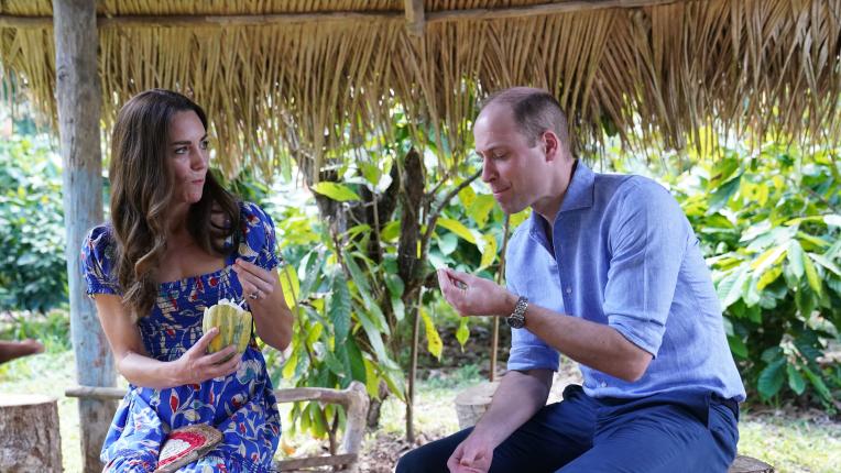 Кейт Мидълтън и Принц Уилям на посещение в какаова ферма в Белиз