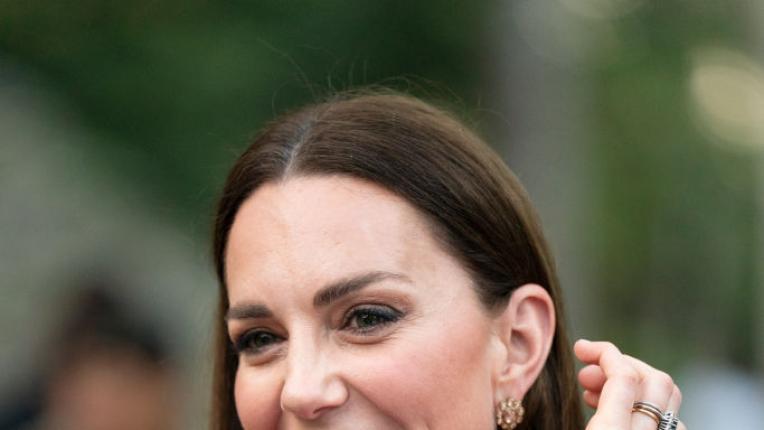  Кейт Мидълтън и принц Уилям посетиха вечерен банкет на Майските руини 