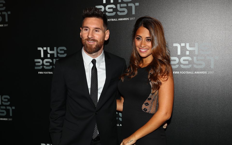 Лионел Меси и съпругата му Антонела Ракуцо са далеч от