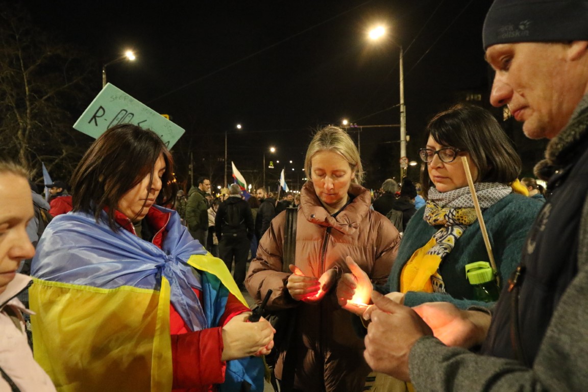 Огромно шествие в София срещу войната в Украйна