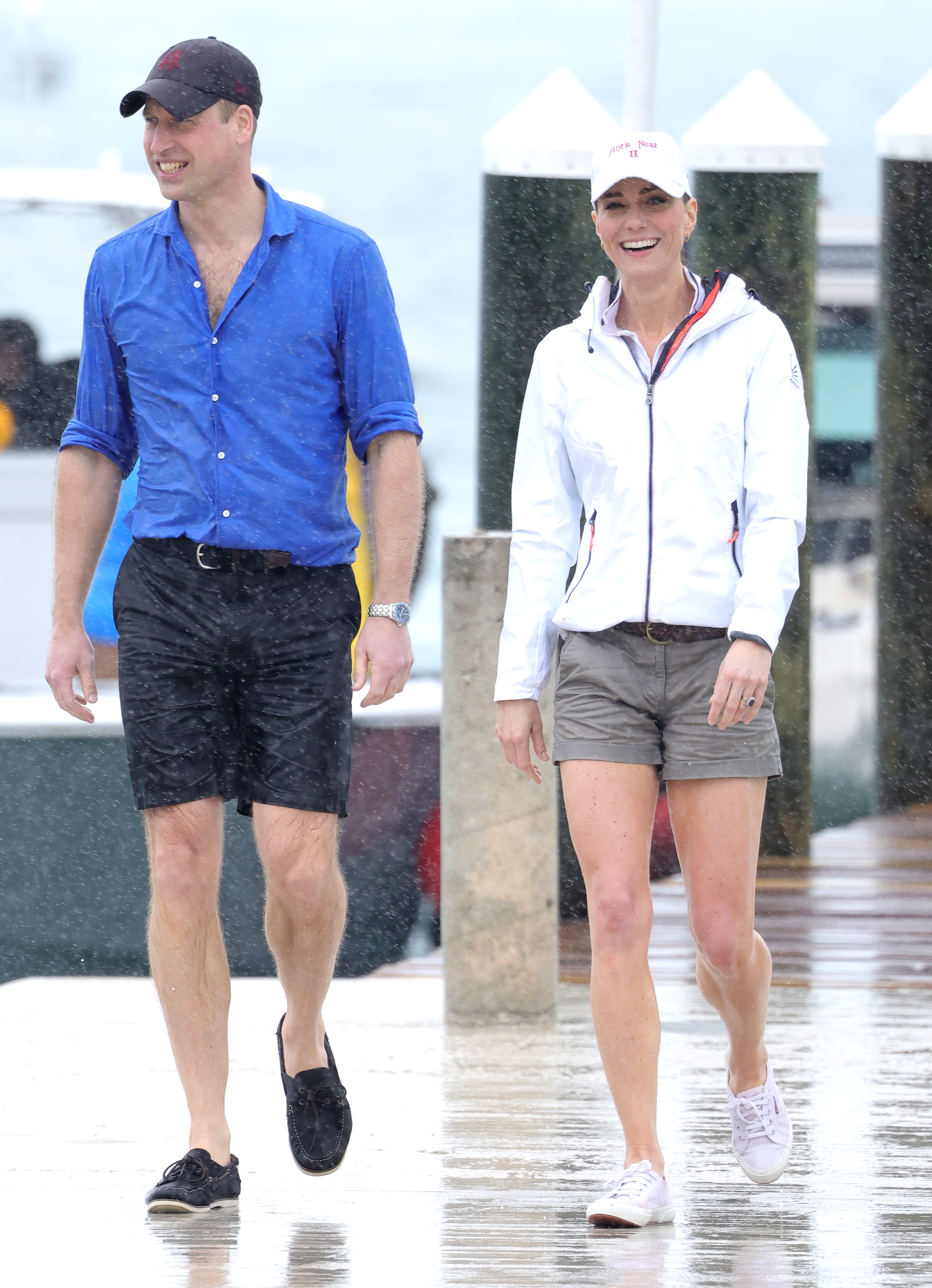 <p>Херцогът и херцогинята на Кеймбридж пристигнаха в петък на Бахамските острови. Британският принц Уилям и съпругата му Кейт са на едноседмична карибска обиколка, която е съпътствана от протести срещу монархията.</p>