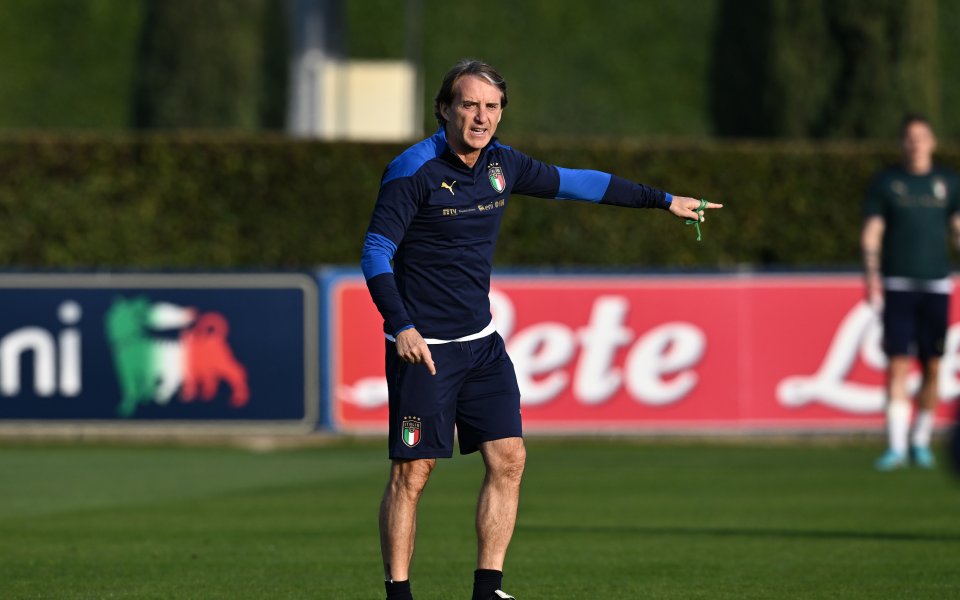 Роберто Манчини е на мнение, че Италия трябва да се