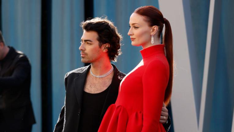  Наградите „ Оскар “: 10 горещи звездни двойки, които ни върнаха вярата в същинската обич 